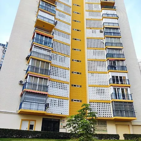 Piso Calleja Бенидорм